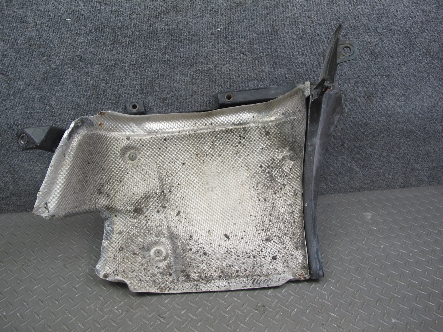 1999-2001 Porsche 911 996 Rear Left Bumper Fender Muffler Liner Heat Shield