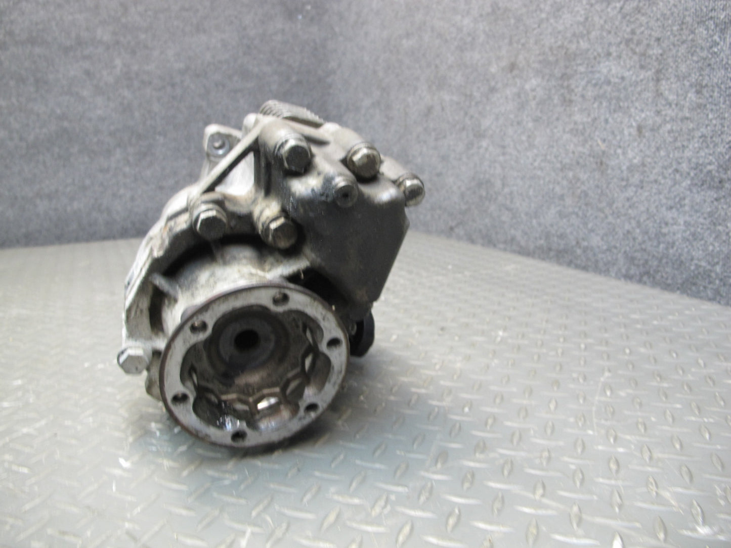 2008 Volkswagen VW Golf R32 MK5 VR6 A/T Front Differential Transfer Case OEM