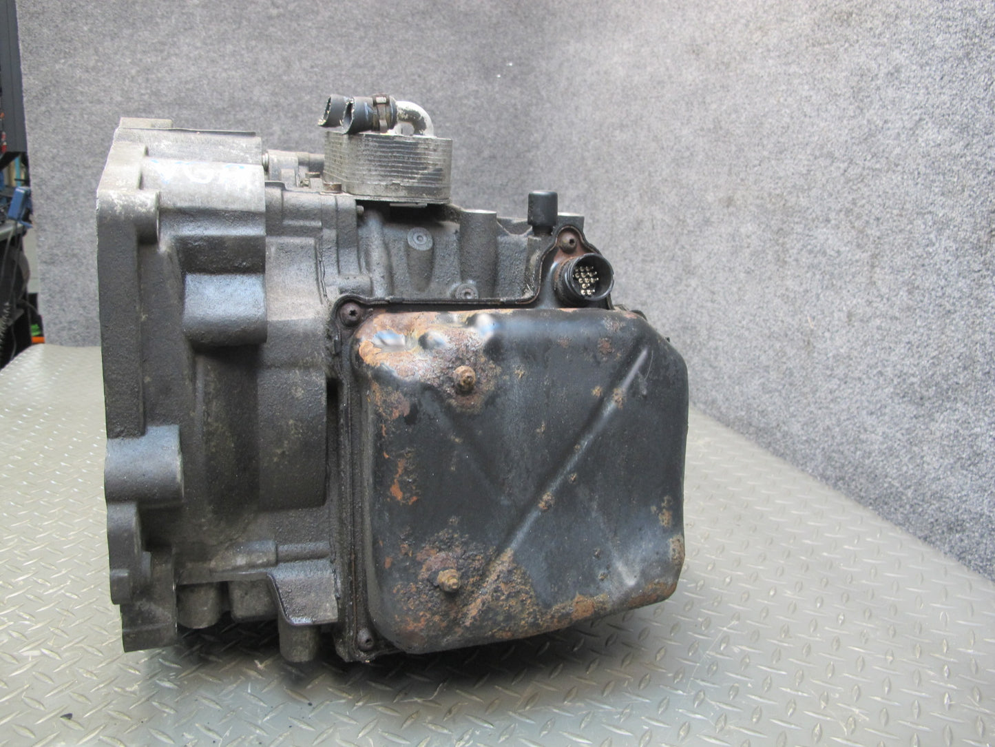 2008 VW Golf R32 MK5 VR6 AWD DSG KDE AT Automatic Transmission 142K Miles OEM