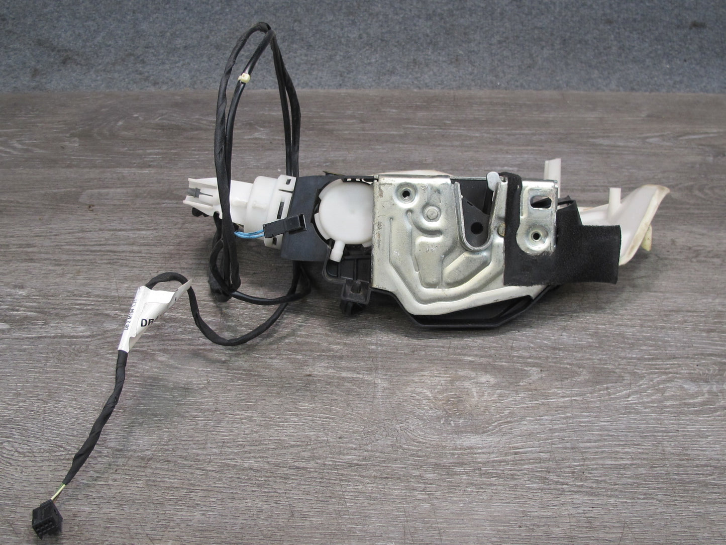 03-12 Mercedes R230 Sl-class Right Door Lock Latch Actuator OEM