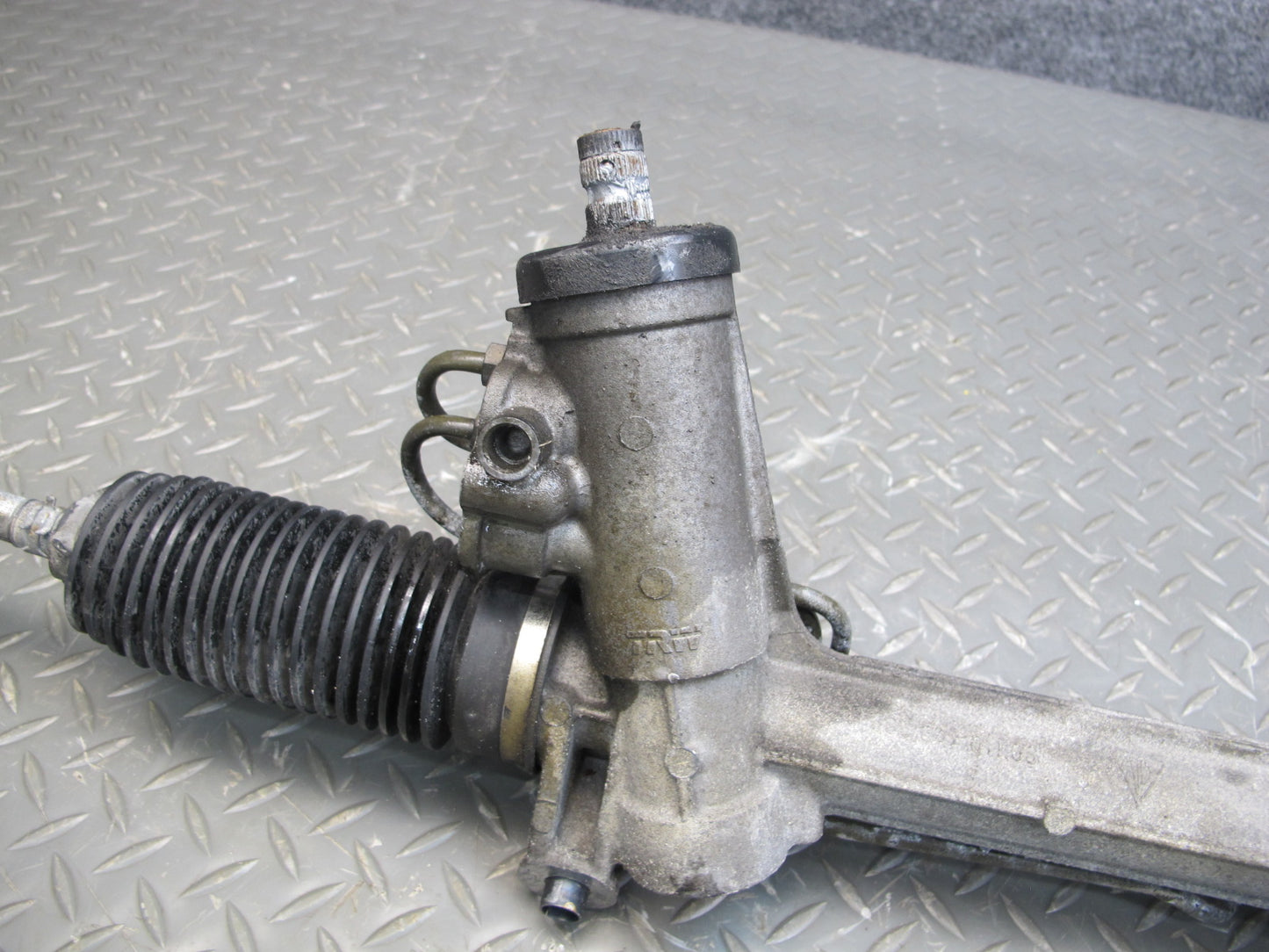 1999-2005 Porsche 911 Carrera 996 Power Steering Rack AND Pinion Gear Assembly