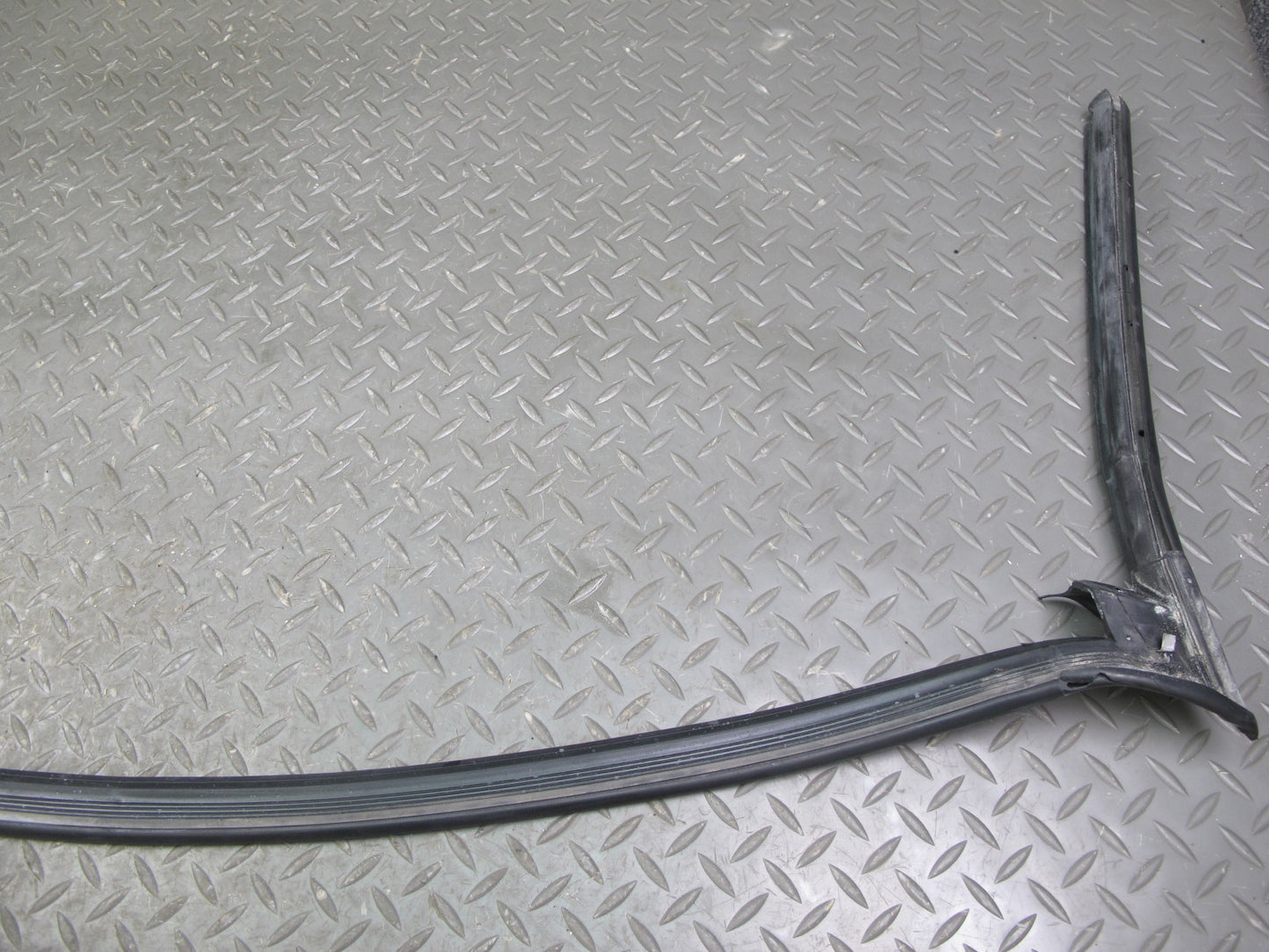 1999-2005 Porsche 911 996 Window Door TOP Roof Weatherstrip Rubber Seal Set