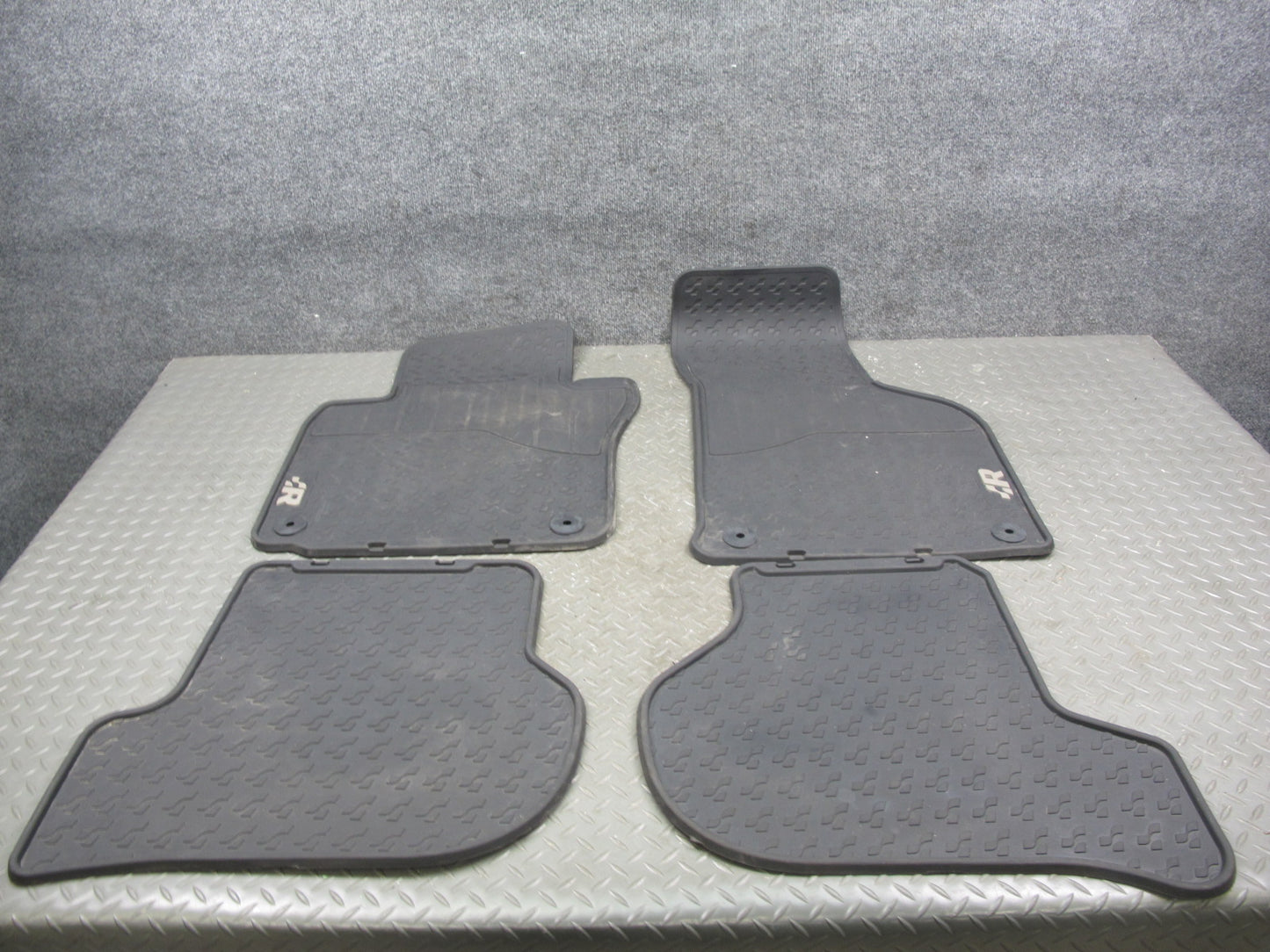 2008 Volkswagen VW Golf R32 MK5 VR6 Set of 4 Rubber Floor MAT 1K1061554 OEM