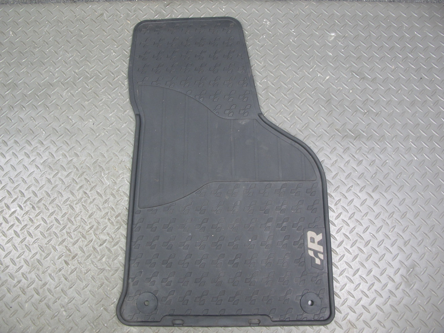 2008 Volkswagen VW Golf R32 MK5 VR6 Set of 4 Rubber Floor MAT 1K1061554 OEM