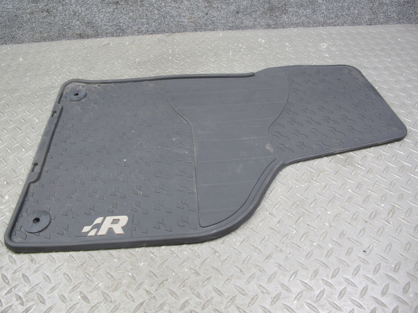 2008 Volkswagen VW Golf R32 MK5 VR6 Set of 4 Rubber Floor MAT 1K1061554 OEM