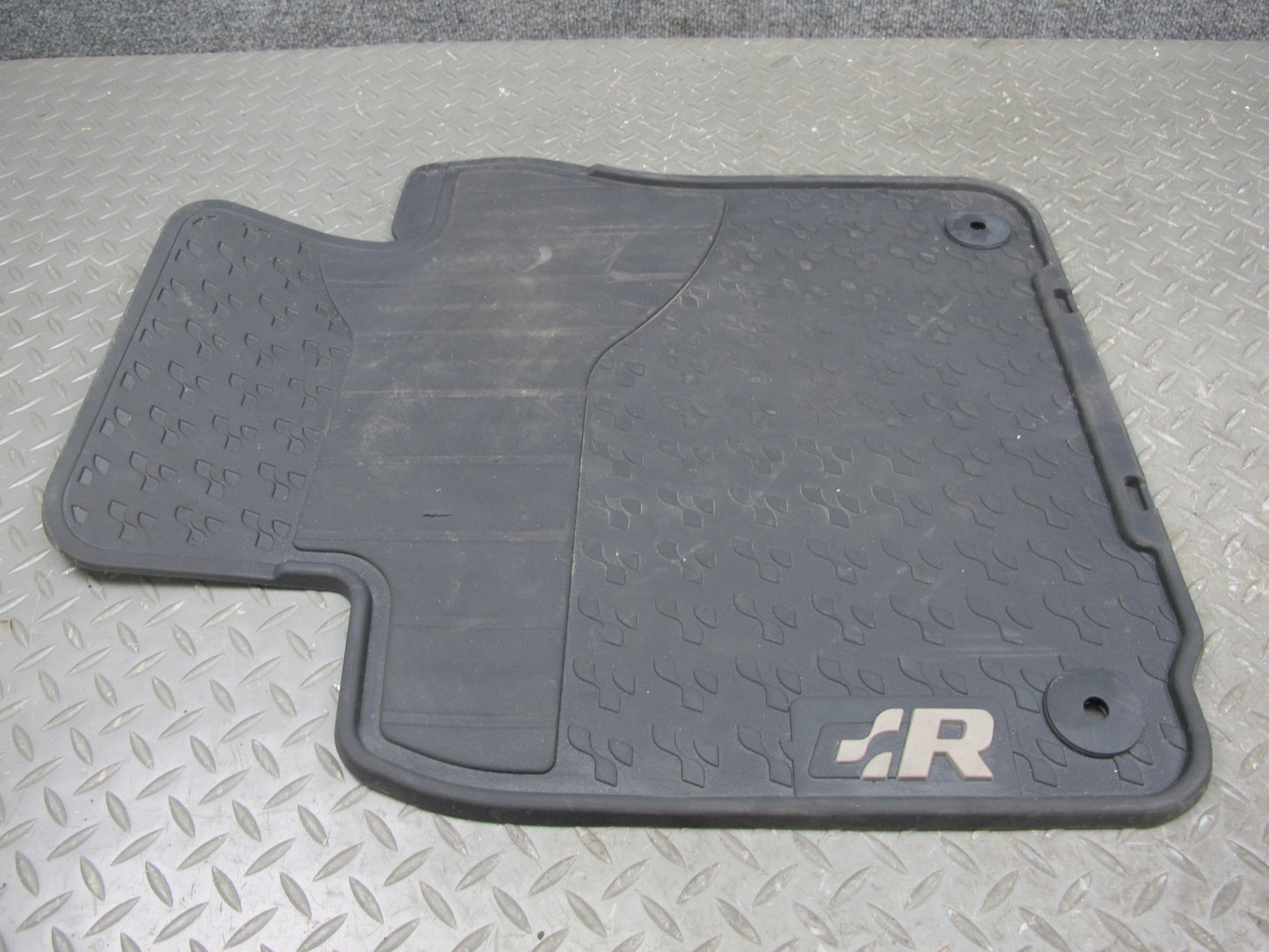 2008 Volkswagen VW Golf R32 MK5 VR6 Set of 4 Rubber Floor MAT 1K1061554 OEM