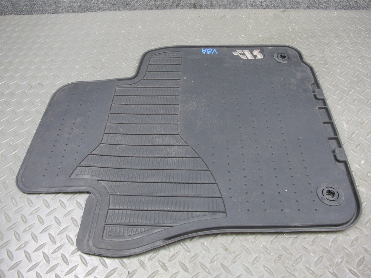 2008 Volkswagen VW Golf R32 MK5 VR6 Set of 4 Rubber Floor MAT 1K1061554 OEM