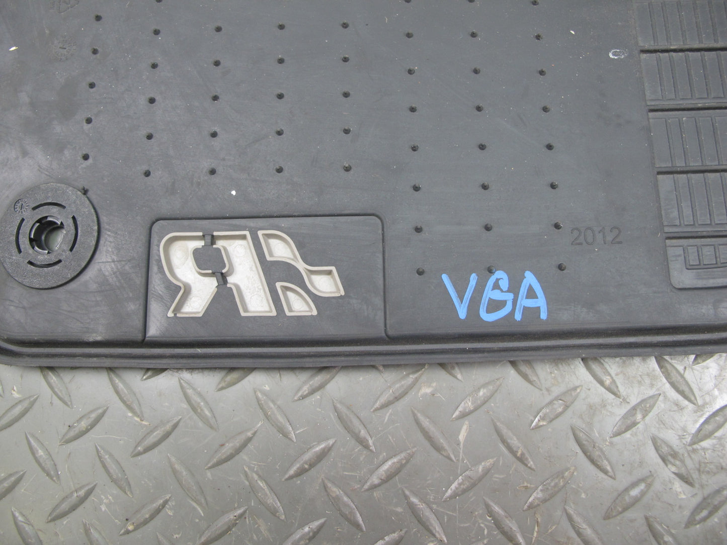 2008 Volkswagen VW Golf R32 MK5 VR6 Set of 4 Rubber Floor MAT 1K1061554 OEM