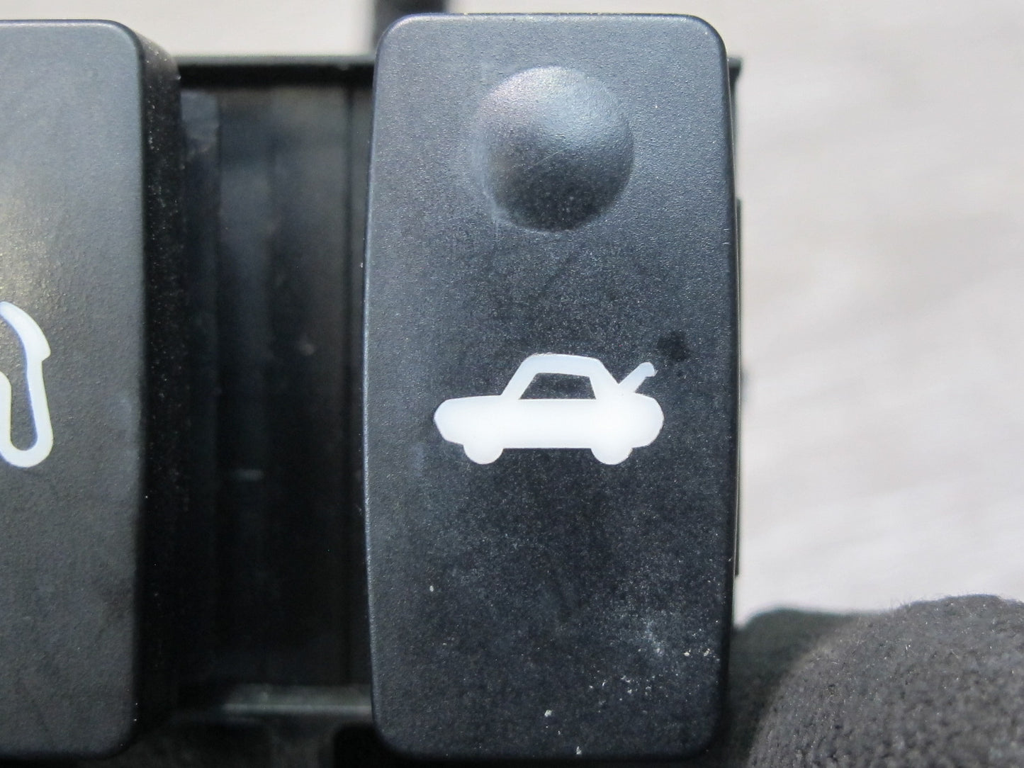 06-15 Lexus IS350 IS250 Gas Fuel Door Trunk Lid Release Switch Button OEM