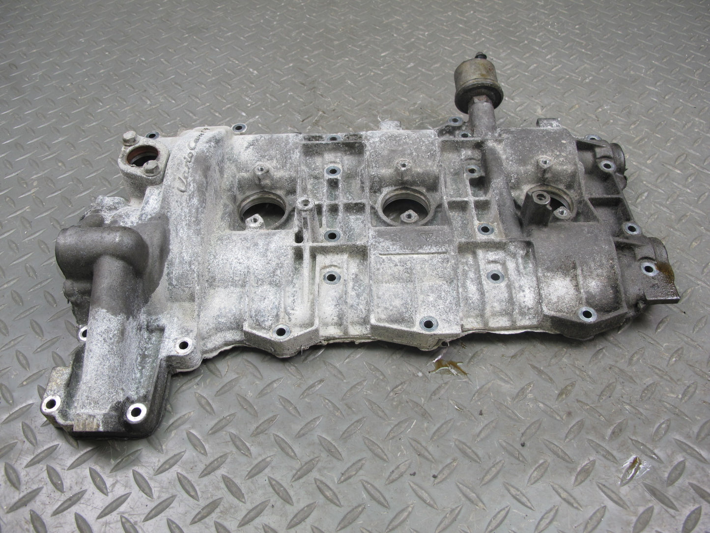 1999-2001 Porsche 911 996 3.4L M96.04 Engine Right Cylinder Head Valve Cover