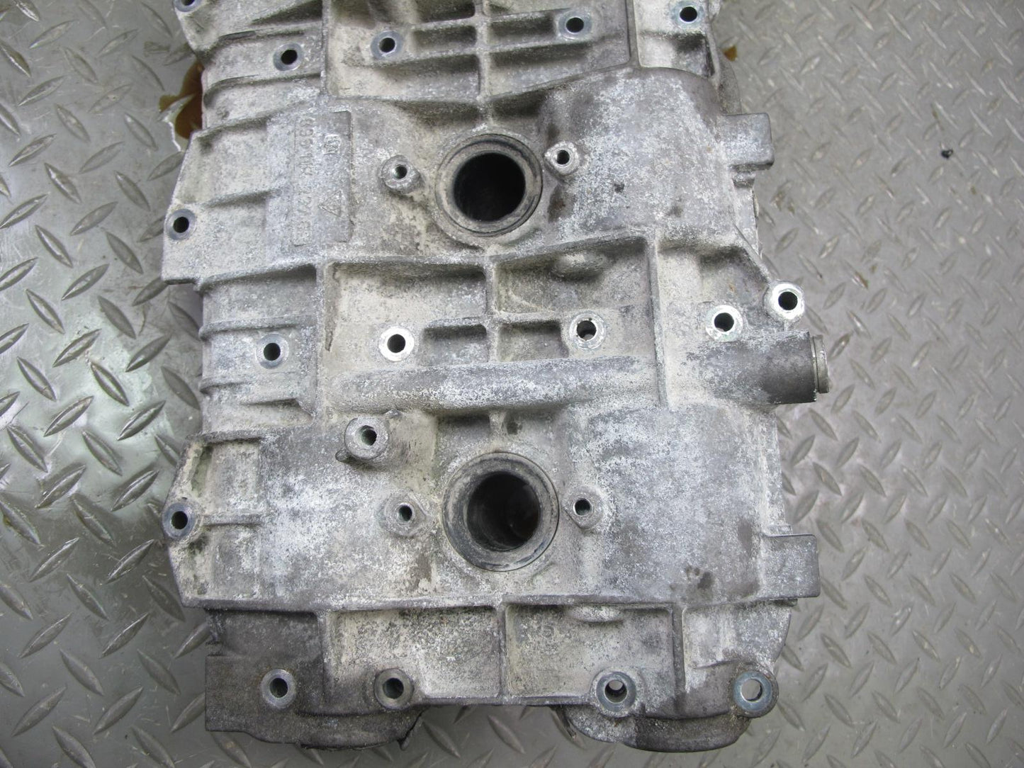 1999-2001 Porsche 911 996 3.4L M96.04 Engine Left Cylinder Head Valve Cover