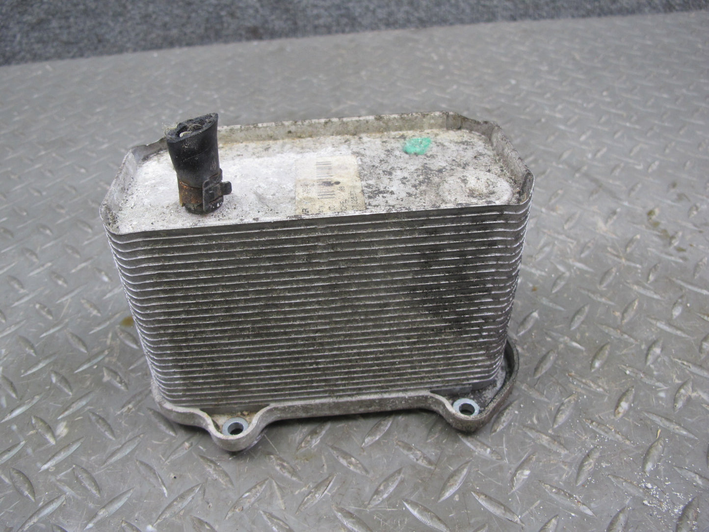 1999-2005 Porsche 911 996 Engine Oil Cooler Heat Exchanger 99610702557