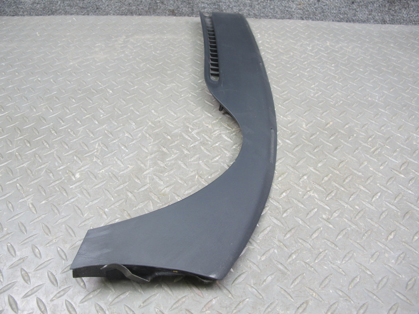 2000-2005 Porsche 911 Carrera 996 Front Right Dash Defrost Vent Trim Panel Cover