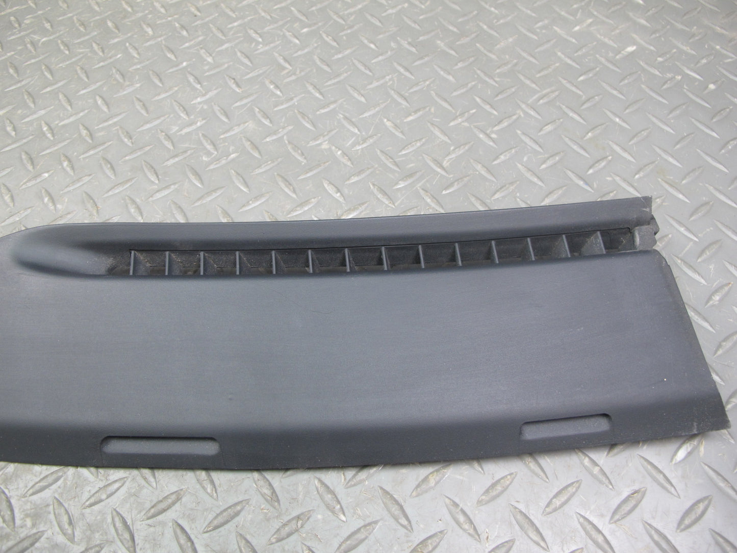 2000-2005 Porsche 911 Carrera 996 Front Right Dash Defrost Vent Trim Panel Cover