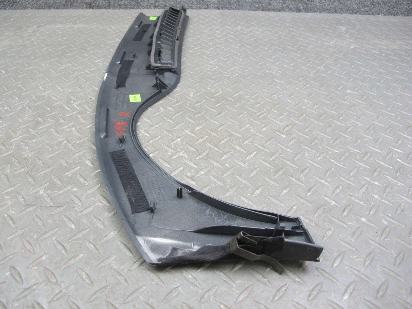 2000-2005 Porsche 911 Carrera 996 Front Right Dash Defrost Vent Trim Panel Cover