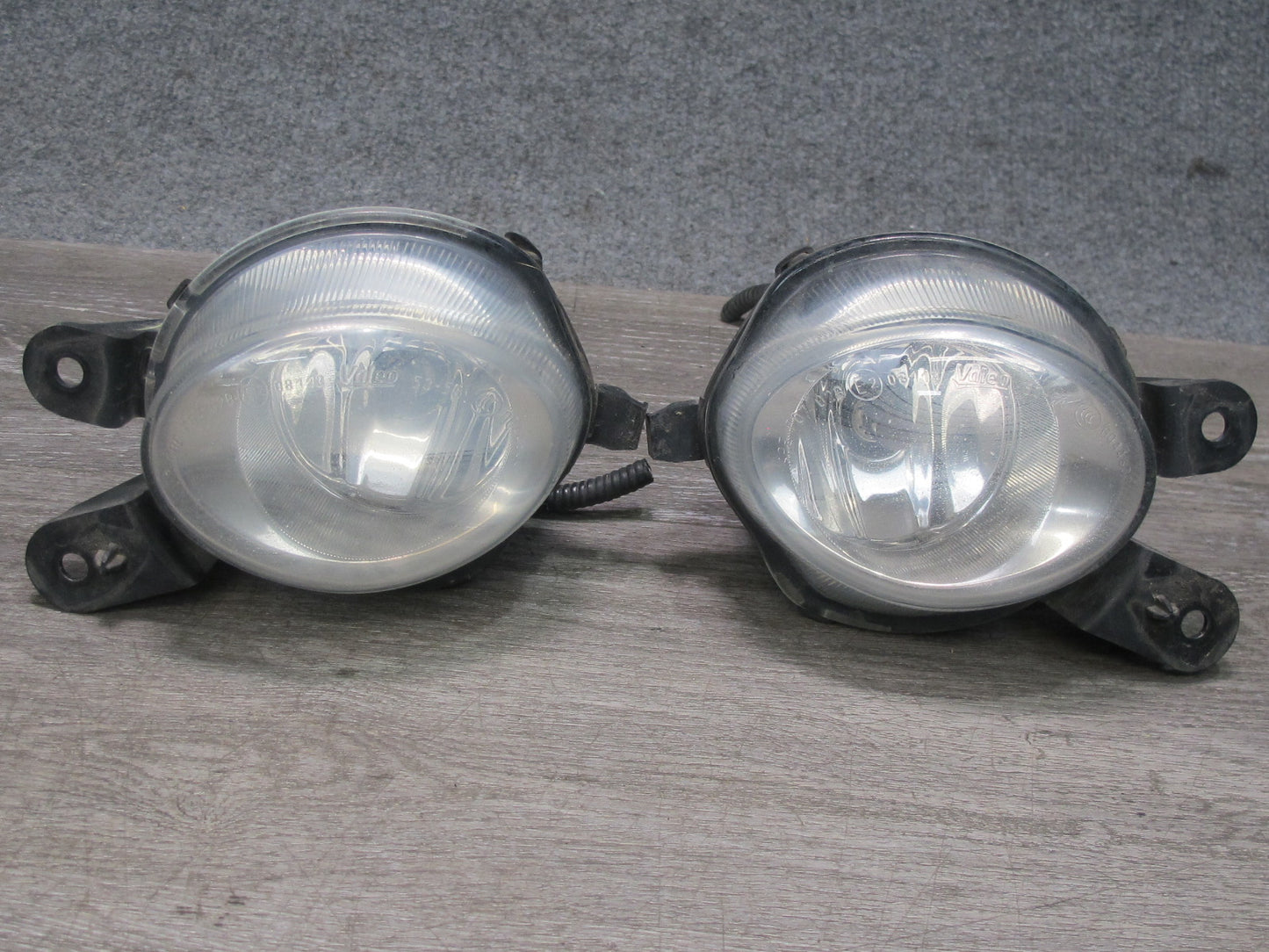 10-15 Lexus IS350 IS250 Convertible Front Left & Right Side Fog Light Lamp OEM