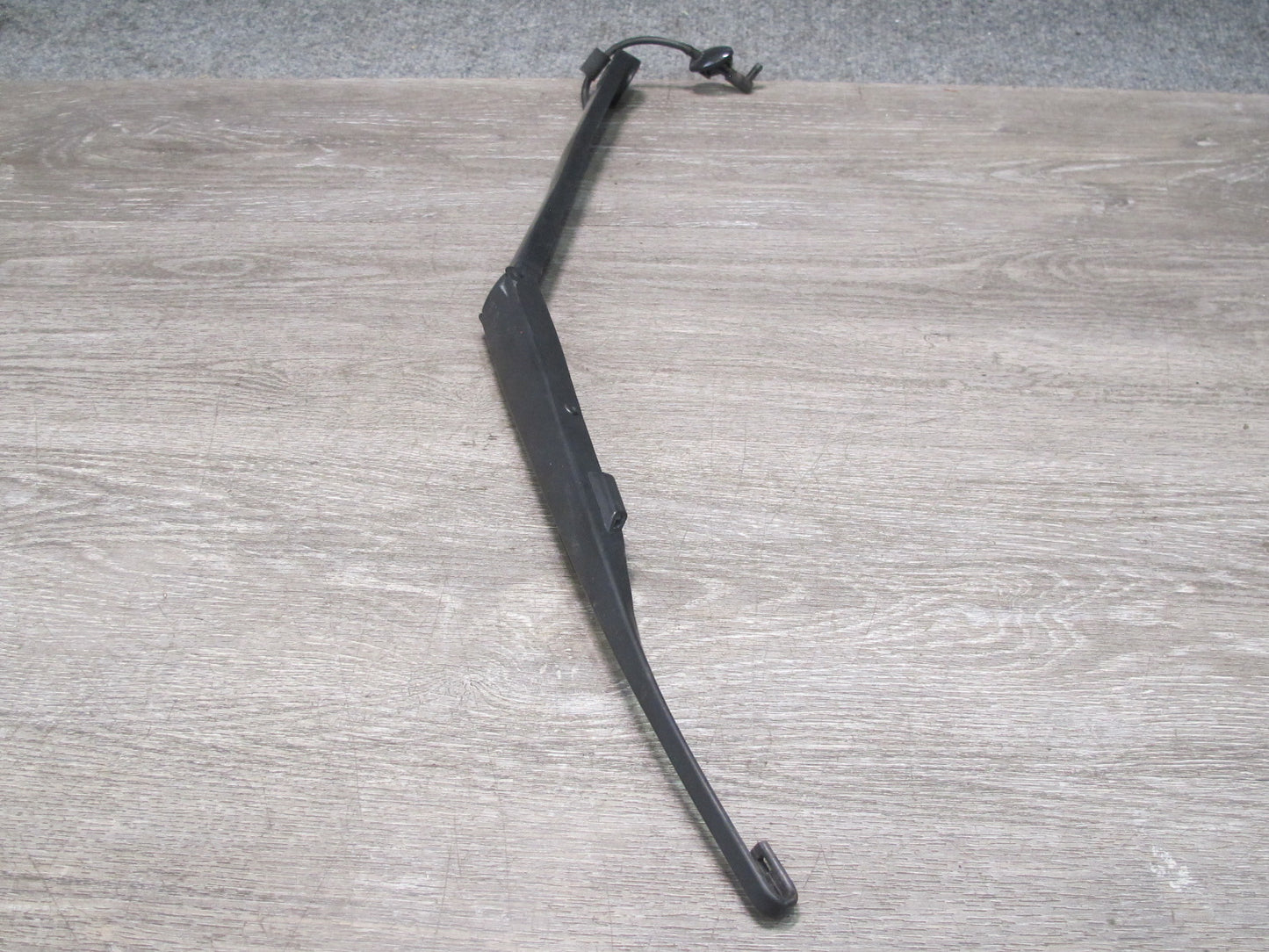 03-09 Nissan 350Z Z33 Set of 2 Left & Right Windshield Wiper Arm OEM