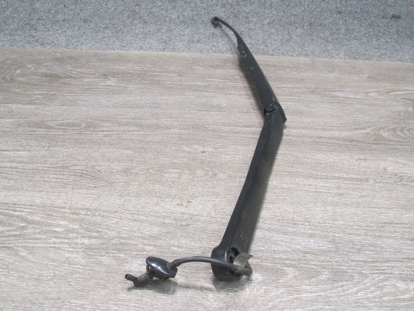 03-09 Nissan 350Z Z33 Set of 2 Left & Right Windshield Wiper Arm OEM