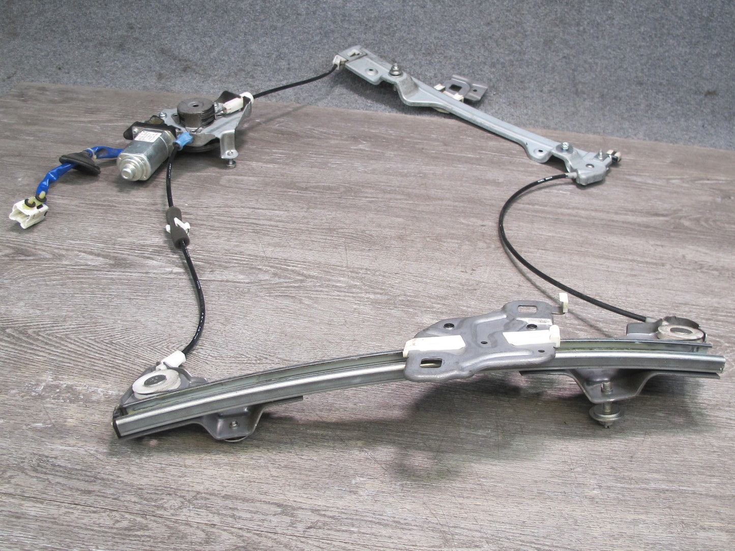 03-08 Nissan 350Z Z33 Coupe Right Passenger Door Window Regulator w Motor OEM