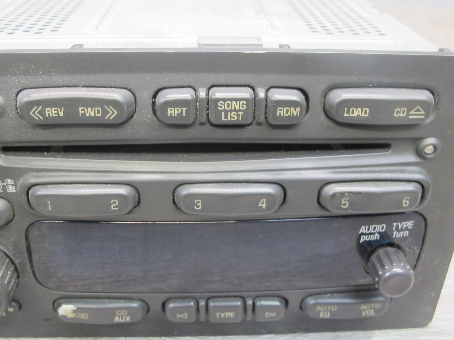 03-06 Chevrolet SSR Radio Stereo CD Changer Player Head Unit 10359577 OEM