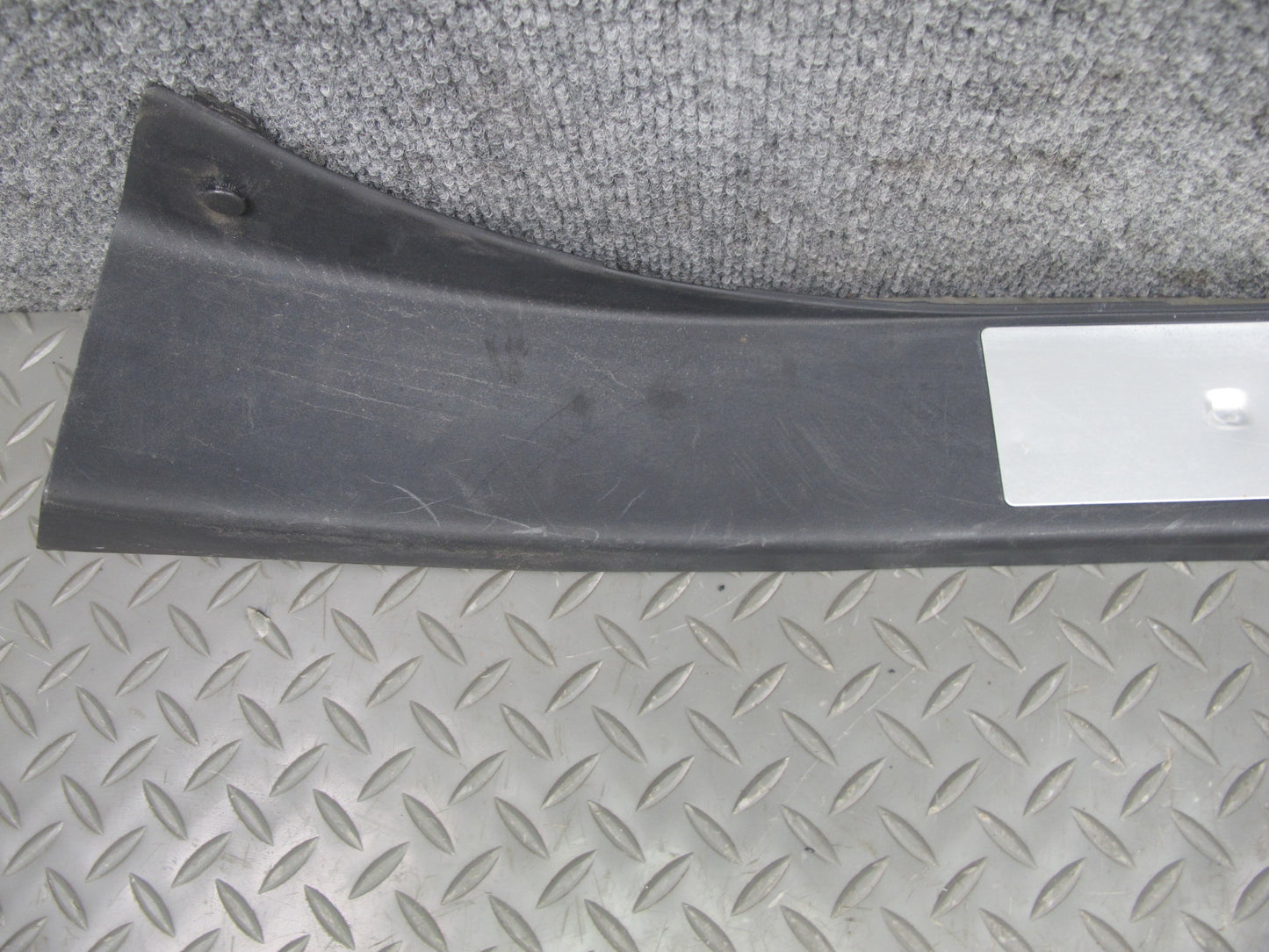 03-09 Nissan 350Z Z33 Right Pass Door Sill Scuff Plate Trim 999M1-ZP003 OEM