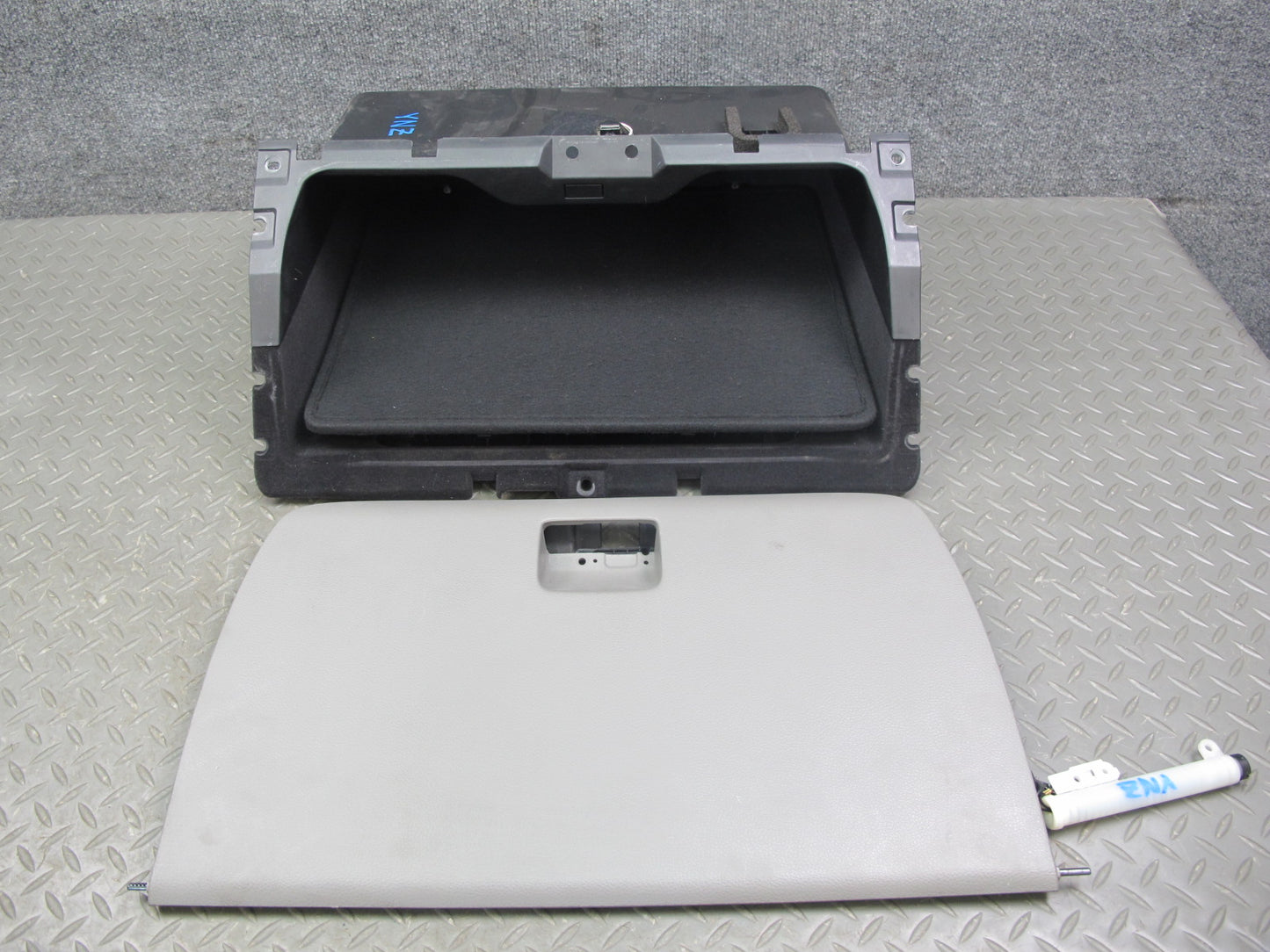 03-08 Nissan 350Z Z33 Coupe Rear Storage Compartment w Door Lid Gray OEM