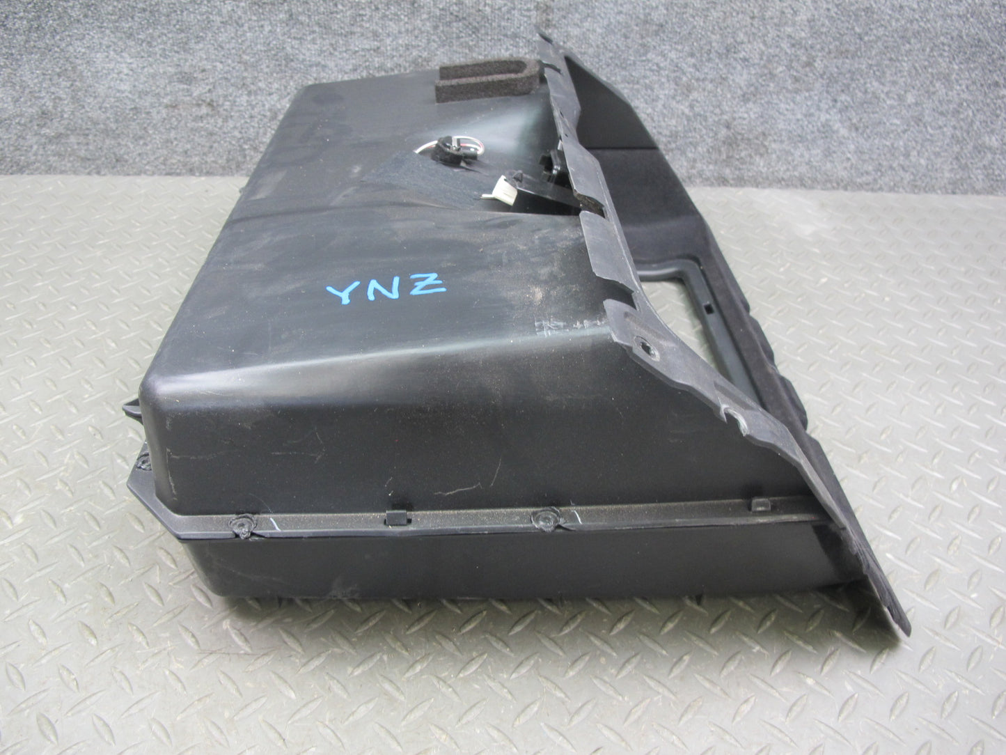 03-08 Nissan 350Z Z33 Coupe Rear Storage Compartment w Door Lid Gray OEM