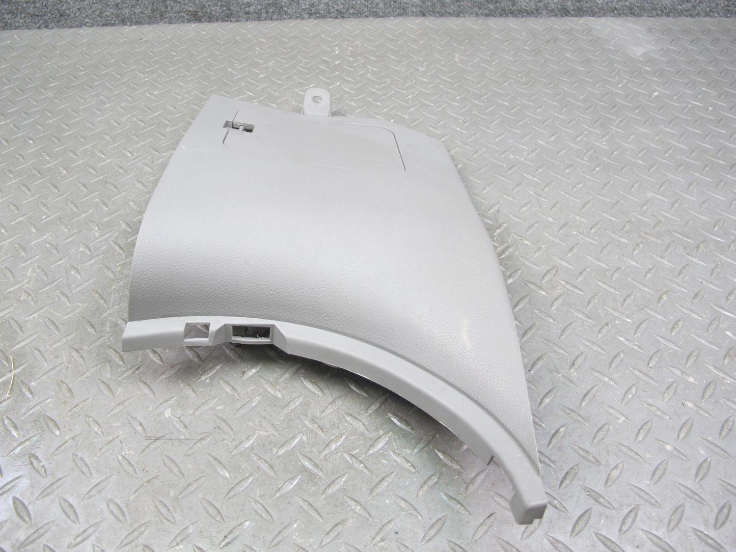 03-09 Nissan 350Z Z33 Set of 2 Front Left & Right Kick Trim Cover Gray OEM