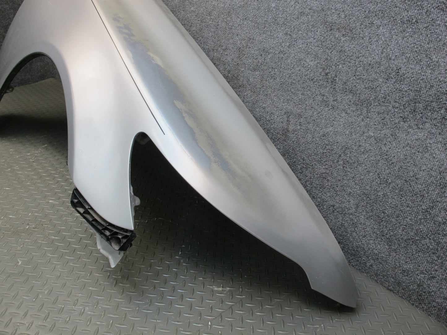 07-12 Lexus UVF46L LS600h LS460 Front Right Fender Shell Cover Panel OEM