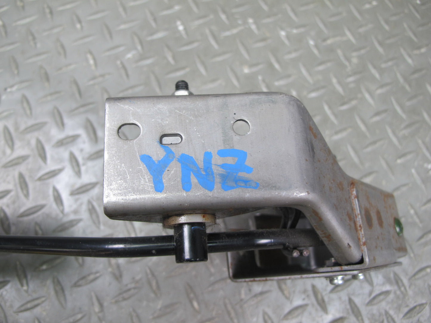 03-08 Nissan 350Z Z33 Coupe A/T Gas Acceleration Pedal w Position Sensor OEM