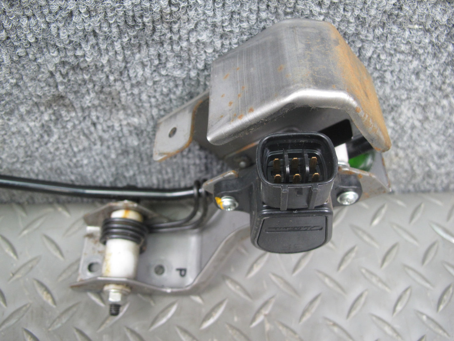 03-08 Nissan 350Z Z33 Coupe A/T Gas Acceleration Pedal w Position Sensor OEM