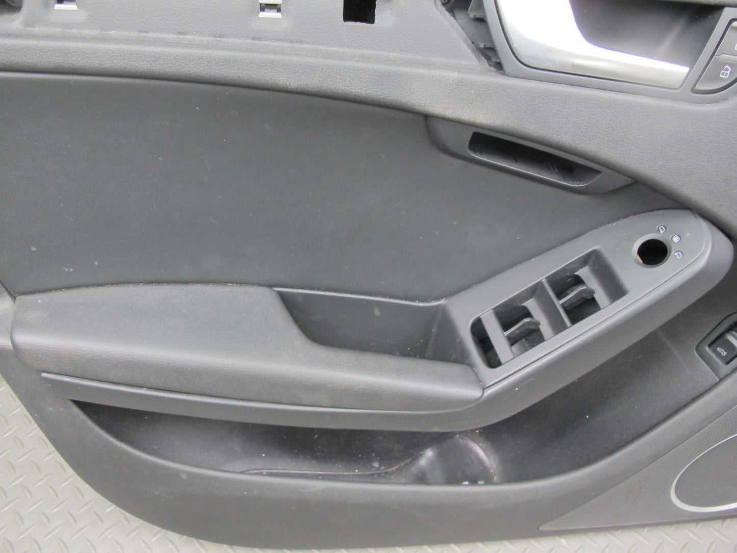 09-12 Audi B8 S4 A4 Set of 2 Front Left & Right Door Interior Trim Panel OEM