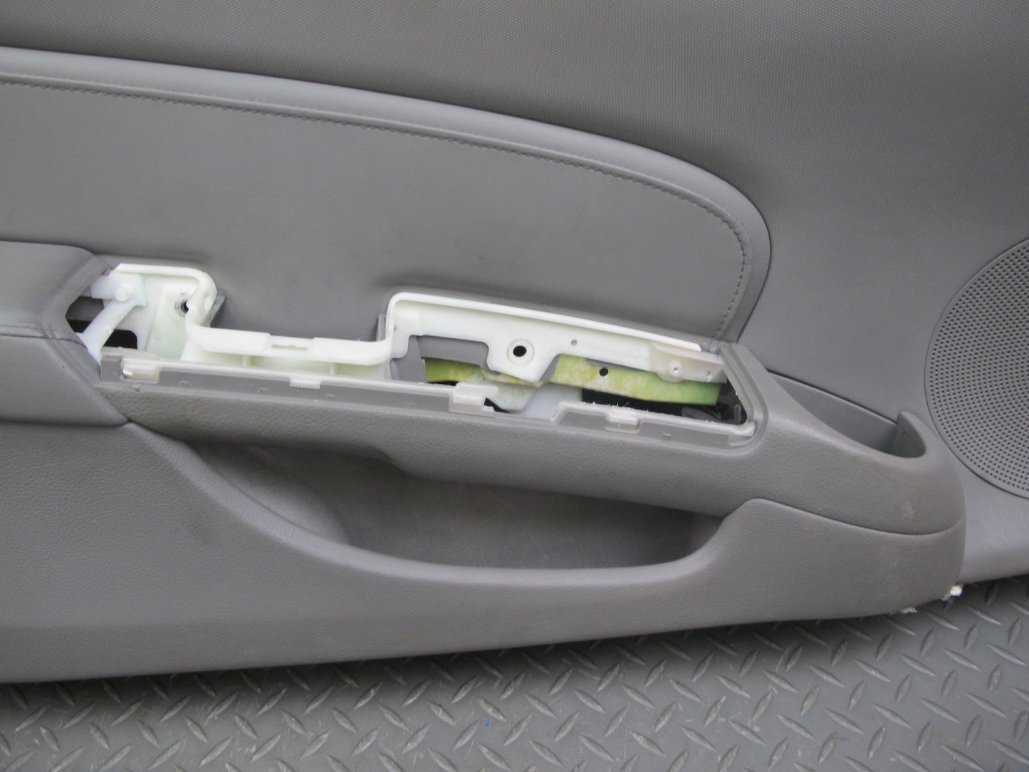 06-09 Nissan 350Z Z33 Set of 2 Left & Right Interior Door Panel Trim Gray OEM