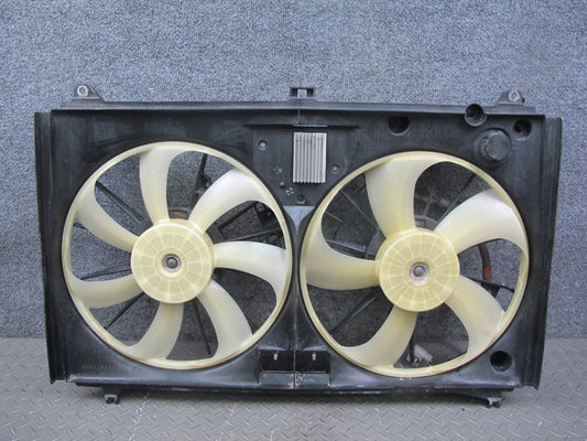 08-16 Lexus UVF46 LS600hL AWD Engine Radiator Dual Cooling Fan w Shroud OEM