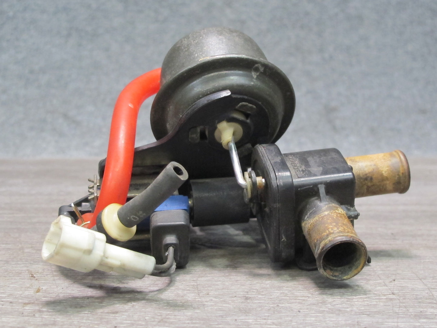 86-92 Toyota Supra MA71 Vacuum Purge Control Valve Switch Solenoid OEM