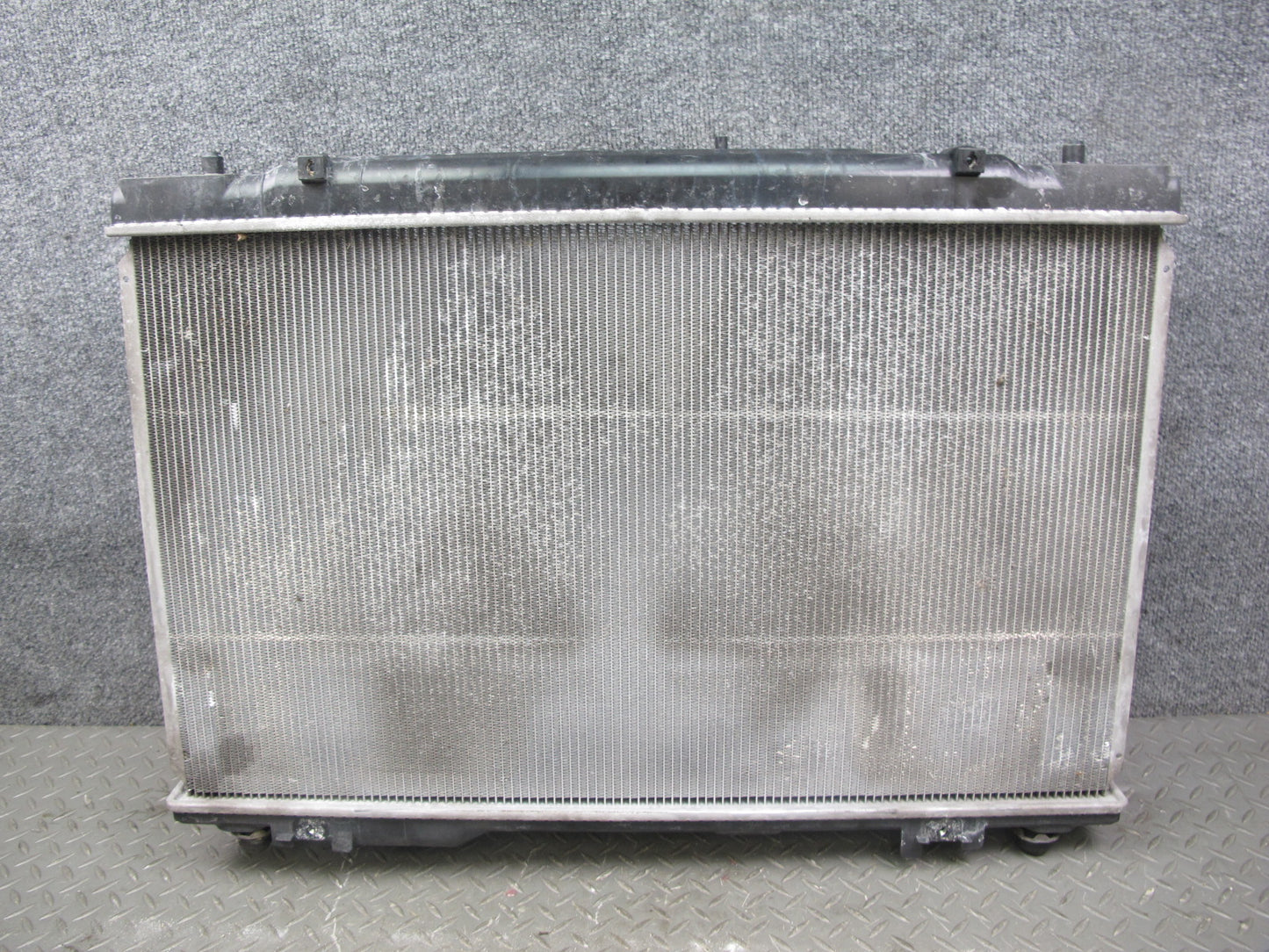 08-10 Lexus UVF46 LS600hL LS460 AWD Engine Cooling Radiator Denso 221-9223