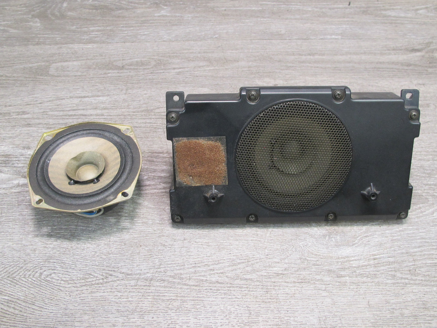 86-88 Mazda RX7 Set of 2 Front Left & Right Dash Lower Speaker FB0666960A OEM