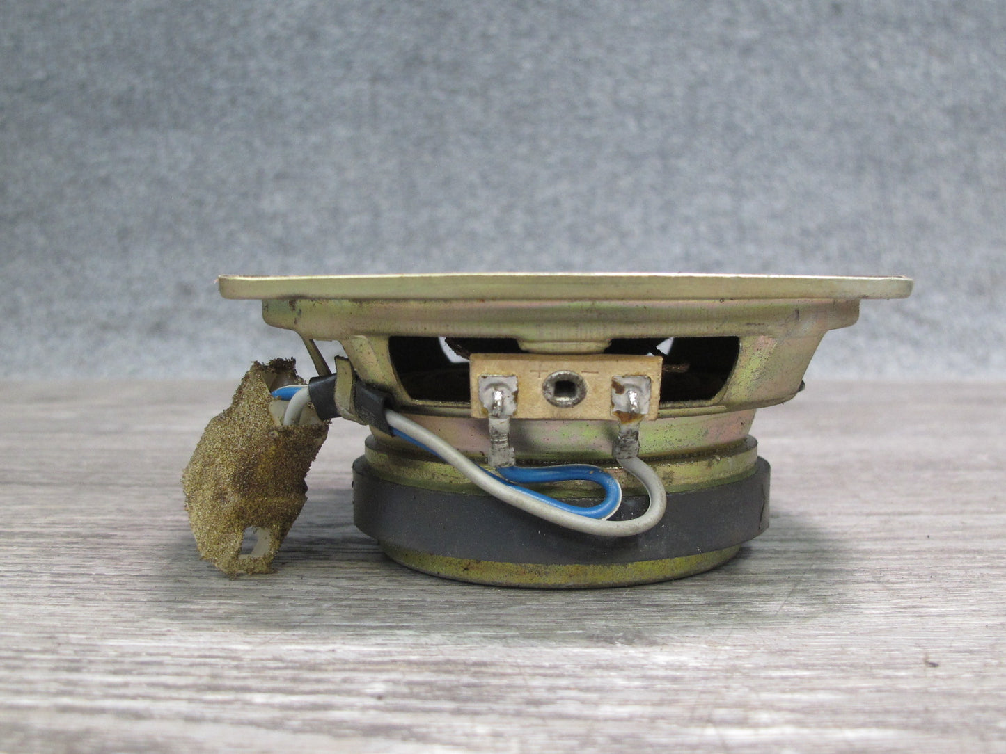 86-88 Mazda RX7 Set of 2 Front Left & Right Dash Lower Speaker FB0666960A OEM