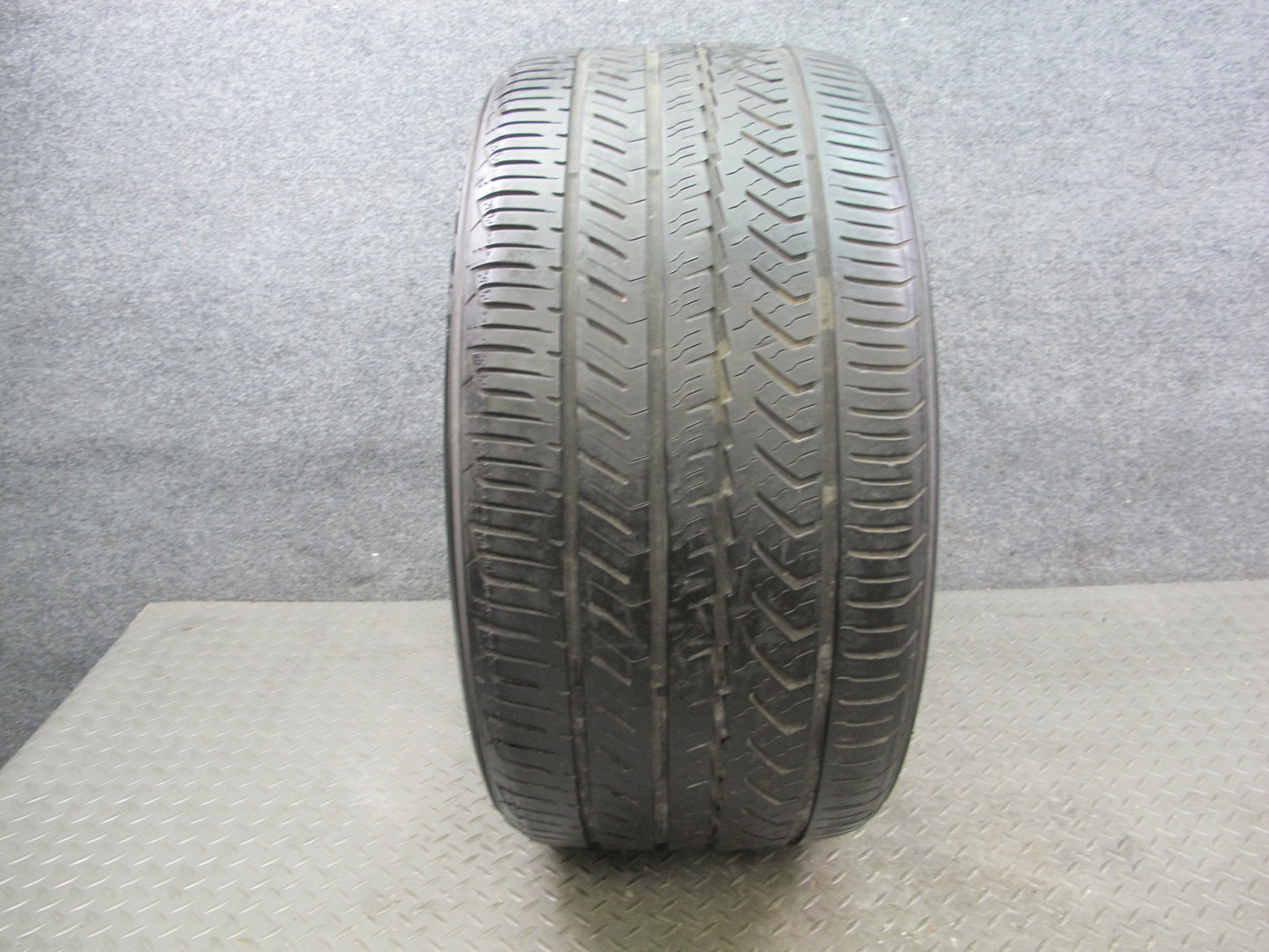 Yokohama Advan Sport A/s+ Tire 285/35 R19 99Y 3221 6/32 Tread