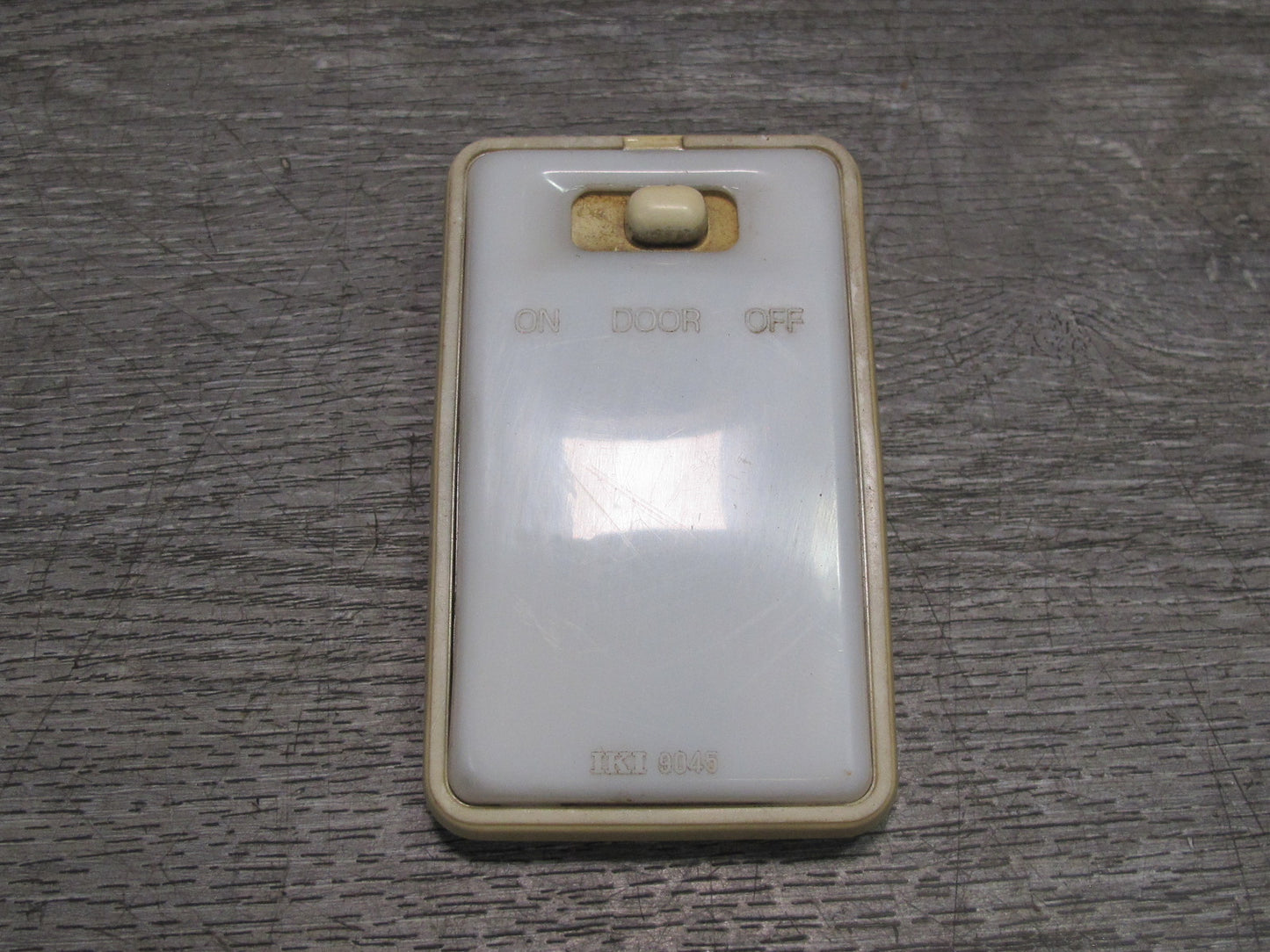 79-83 Datsun Nissan 280ZX S130 Interior Overhead Dome MAP Light Lamp Assy OEM