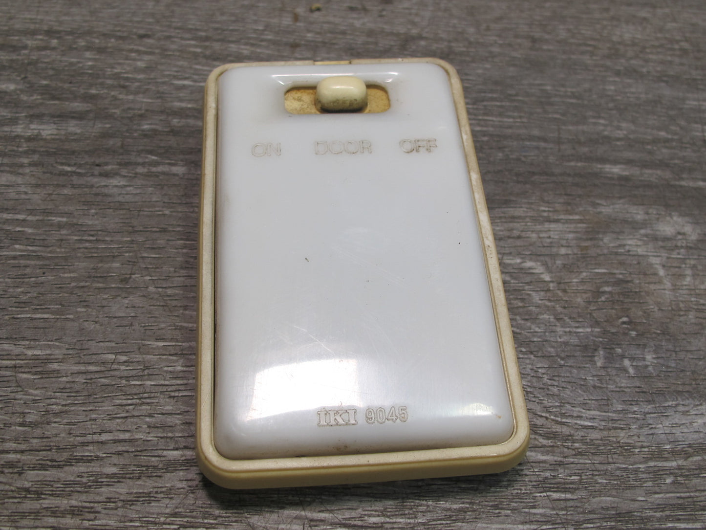 79-83 Datsun Nissan 280ZX S130 Interior Overhead Dome MAP Light Lamp Assy OEM