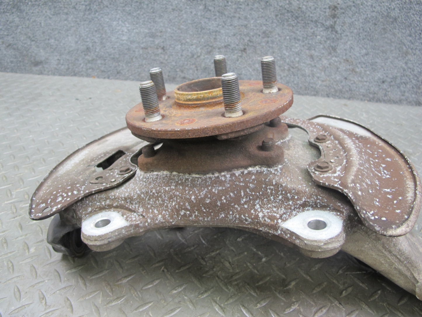 08-17 Lexus LS600hL LS460 AWD Front Left Spindle Knuckle Wheel Hub Bearing OEM