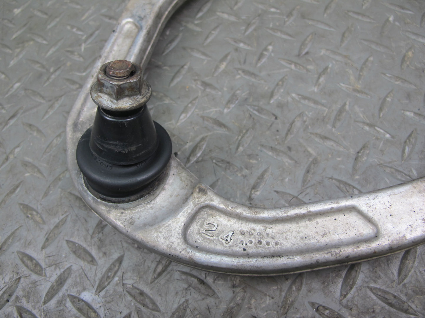 03-09 Nissan 350Z Z33 Set of 2 Front Left Upper & Lower Control Arm OEM