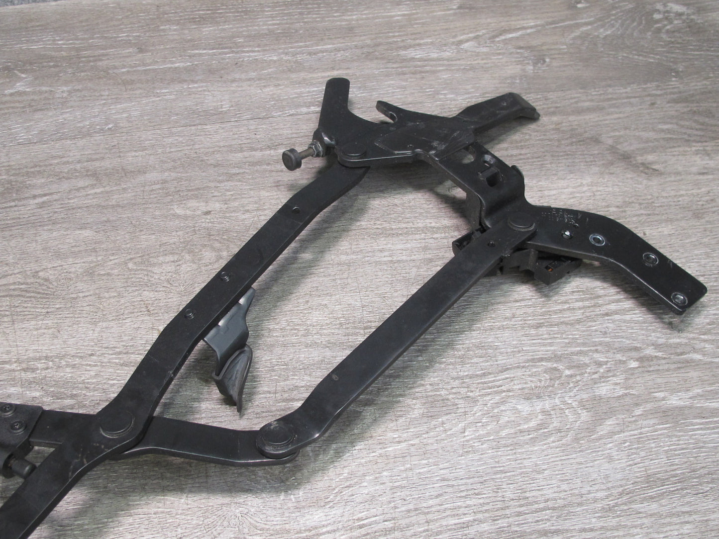 03-06 Mercedes R230 Set of 2 Rear Trunk Lid Left & Right Hinge w Support OEM