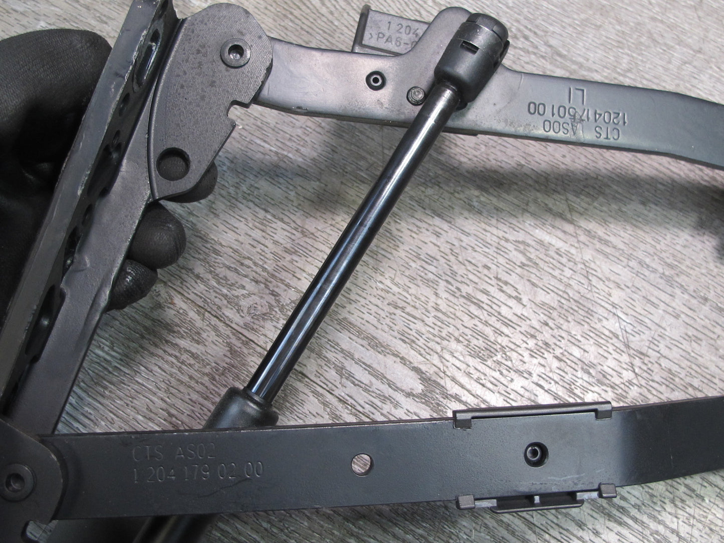 03-06 Mercedes R230 Set of 2 Rear Trunk Lid Left & Right Hinge w Support OEM