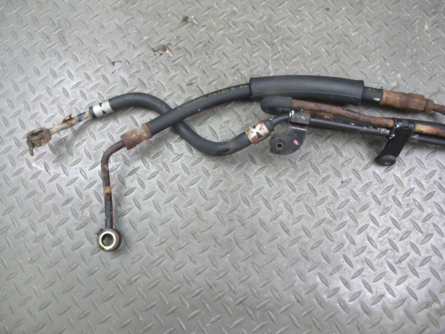 01-06 Lexus UCF30L LS430 Power Steering Hose Pipe Line OEM