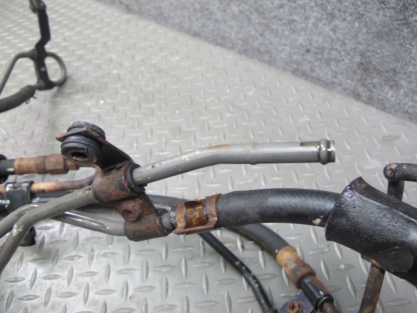 01-06 Lexus UCF30L LS430 Power Steering Hose Pipe Line OEM