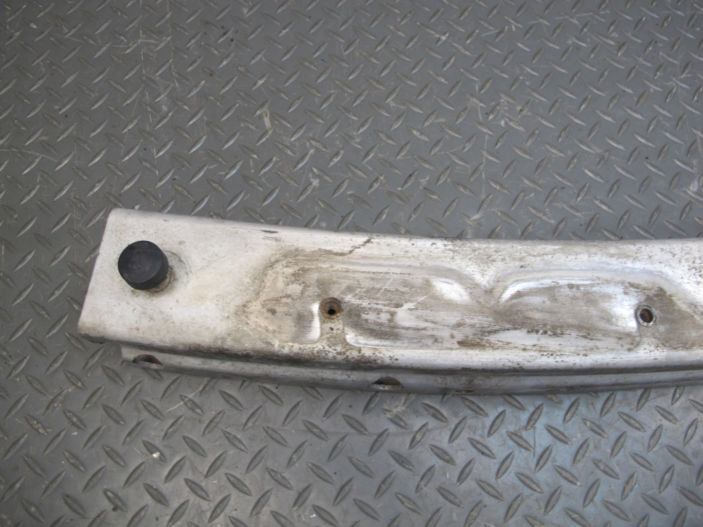 07-10 Saturn SKY Front Bumper Impact Reinforcement Bar 25854822 OEM