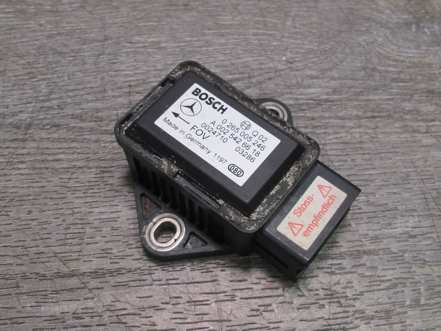 03-06 Mercedes R230 SL YAW Turn Rate Acceleration Speed Sensor 0025426618 OEM