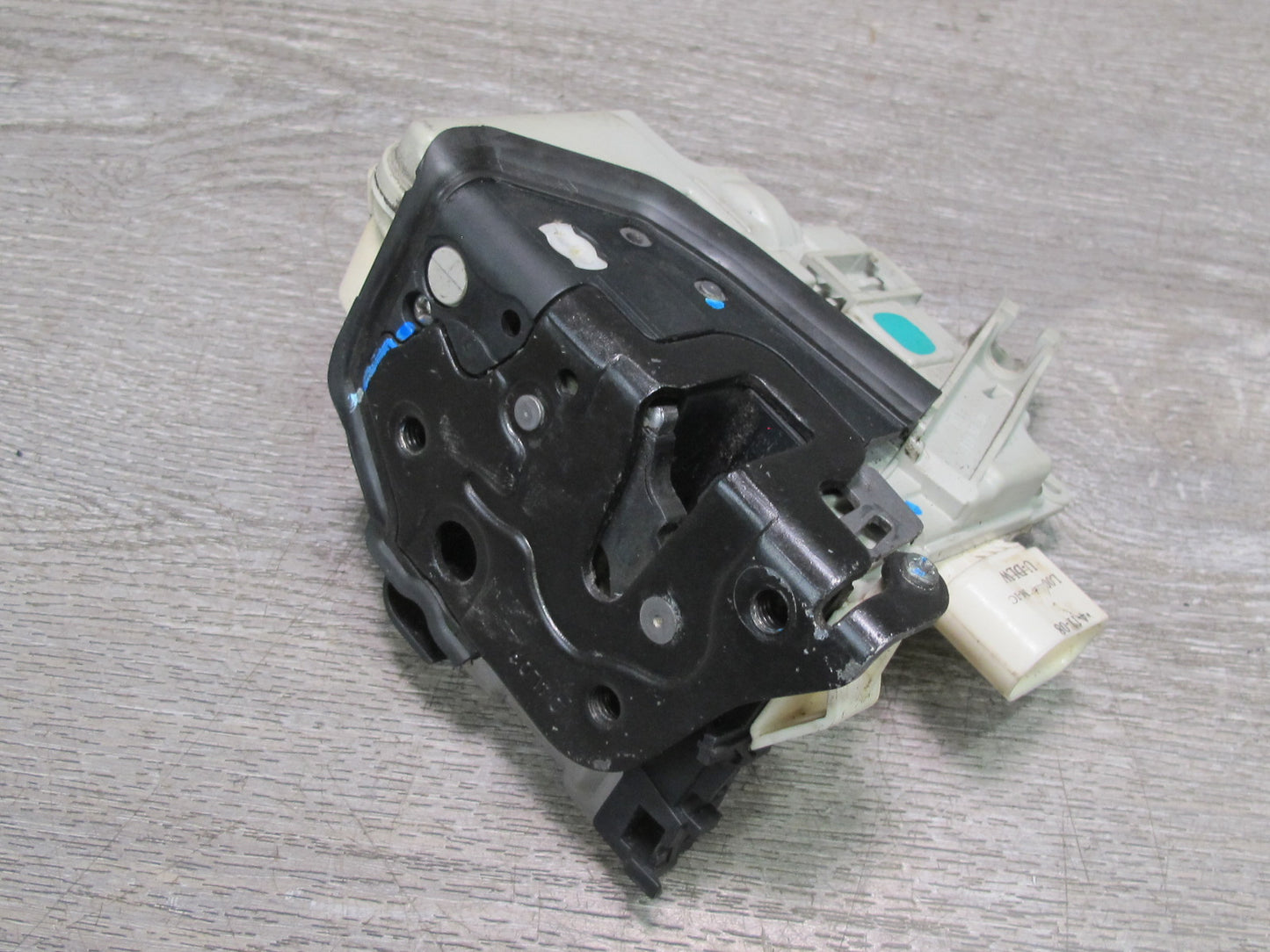 09-16 Audi A4 S4 Front Left Driver Side Door Lock Latch Actuator OEM